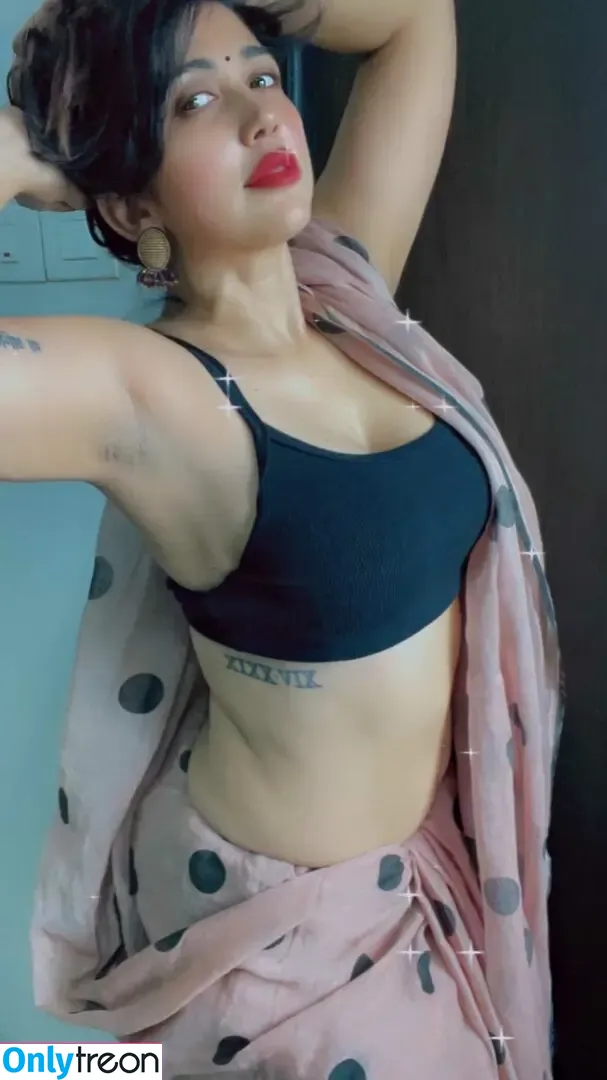 Ruchiraj nude photo #0016 (roweinawitch / ruchirajofficial)