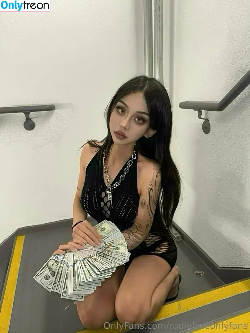 rudiefreeonlyfans nude photo #0008 (rudiemccree)