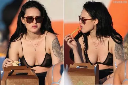Rumer Willis / RumerWillis / therue фото голая #0262