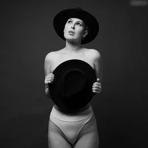 Rumer Willis / RumerWillis / therue фото голая #0327