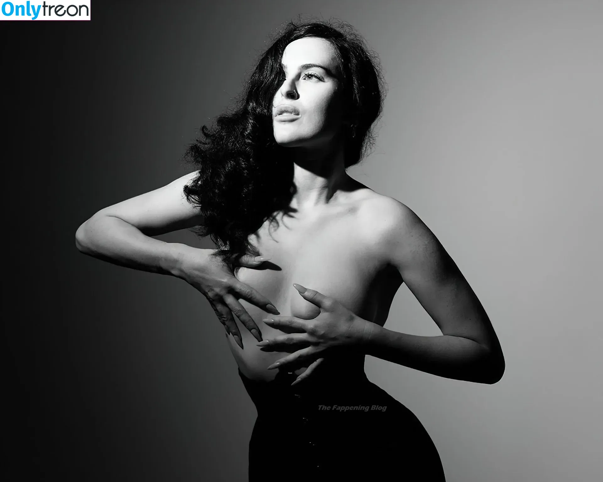 Rumer Willis nude photo #0100 (RumerWillis / therue)