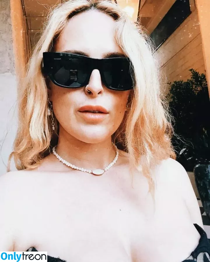 Rumer Willis голая photo #0230 (RumerWillis / therue)