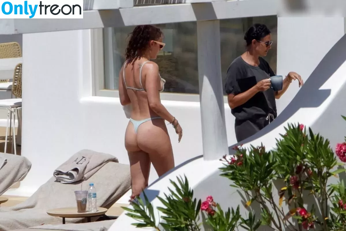 Rumer Willis голая photo #0313 (RumerWillis / therue)
