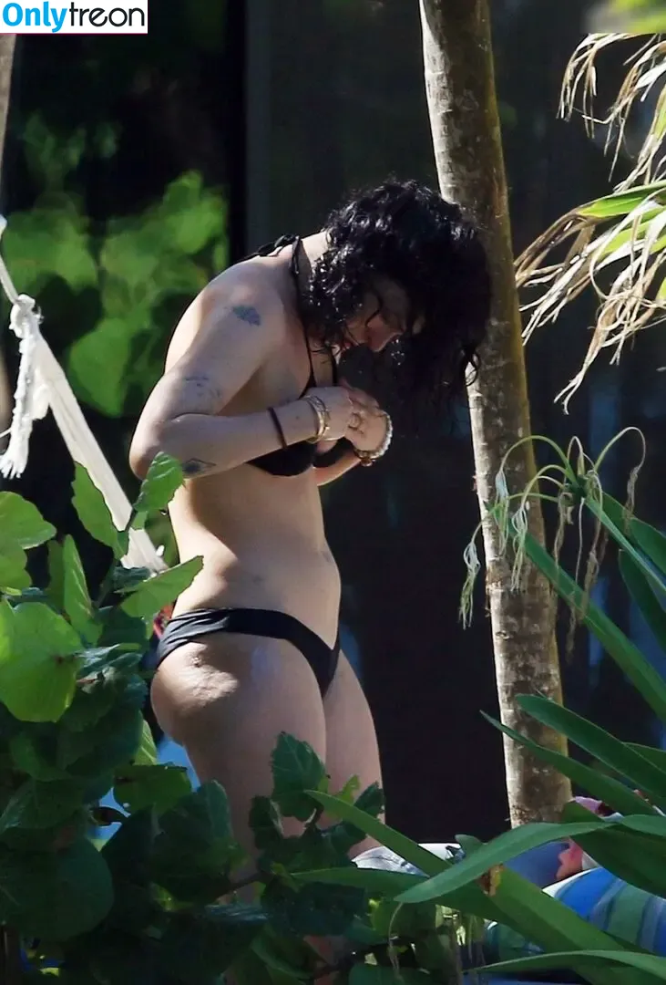 Rumer Willis nude photo #0619 (RumerWillis / therue)