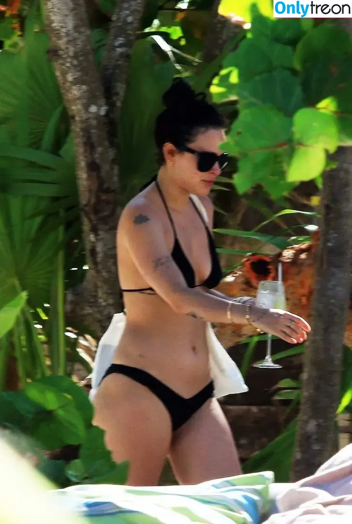 Rumer Willis nude photo #0621 (RumerWillis / therue)