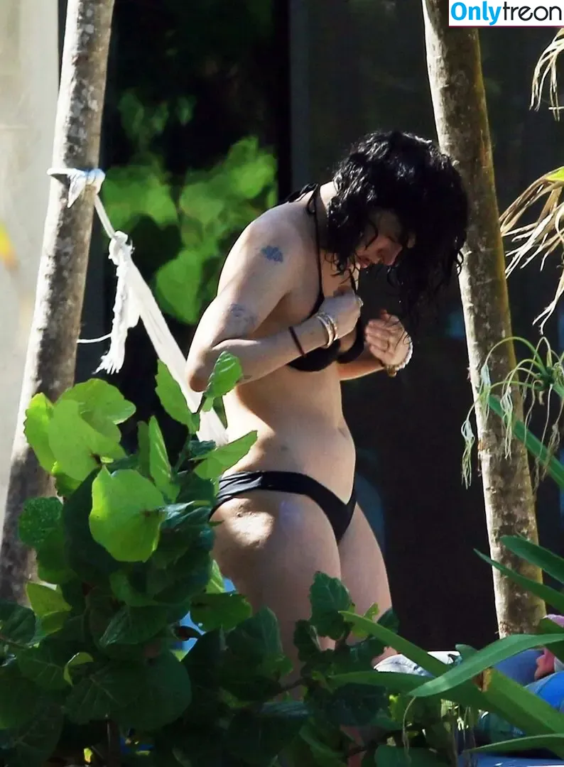 Rumer Willis nude photo #0622 (RumerWillis / therue)