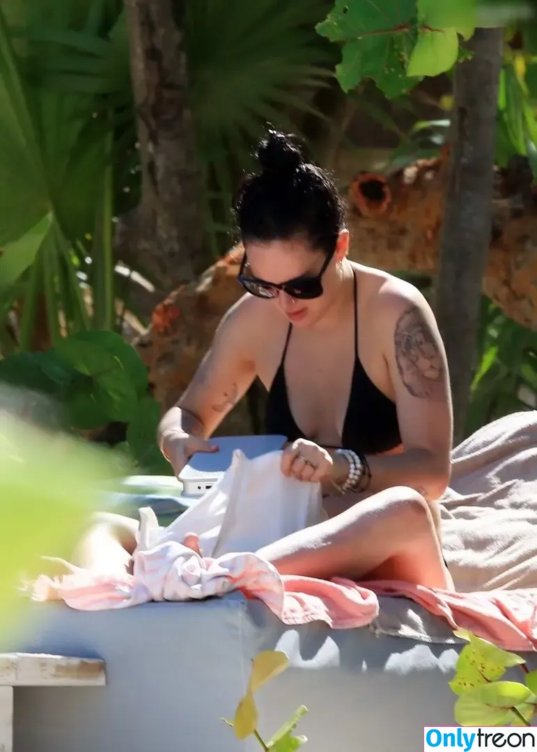 Rumer Willis nude photo #0626 (RumerWillis / therue)