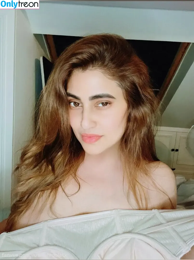 Russianrooletx nude photo #0090 (Foxy Nova / Foxynova)