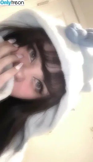  nude photo #0002