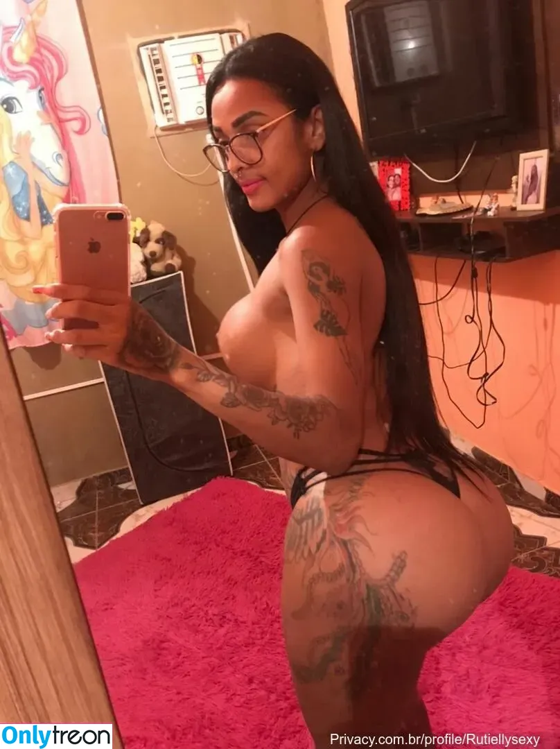 Rutielly Zagner nude photo #0023 (Rutiellysexy / rutiellyzagner)