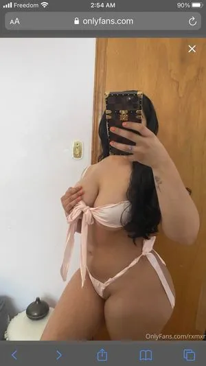 Rxmxr / ItsRochellleee / Rxmxrmr nude photo #0001