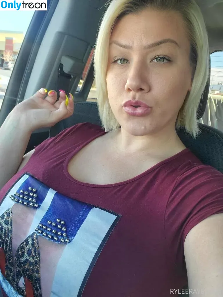 ryleerabbit nude photo #0005 (msryleerabbit)