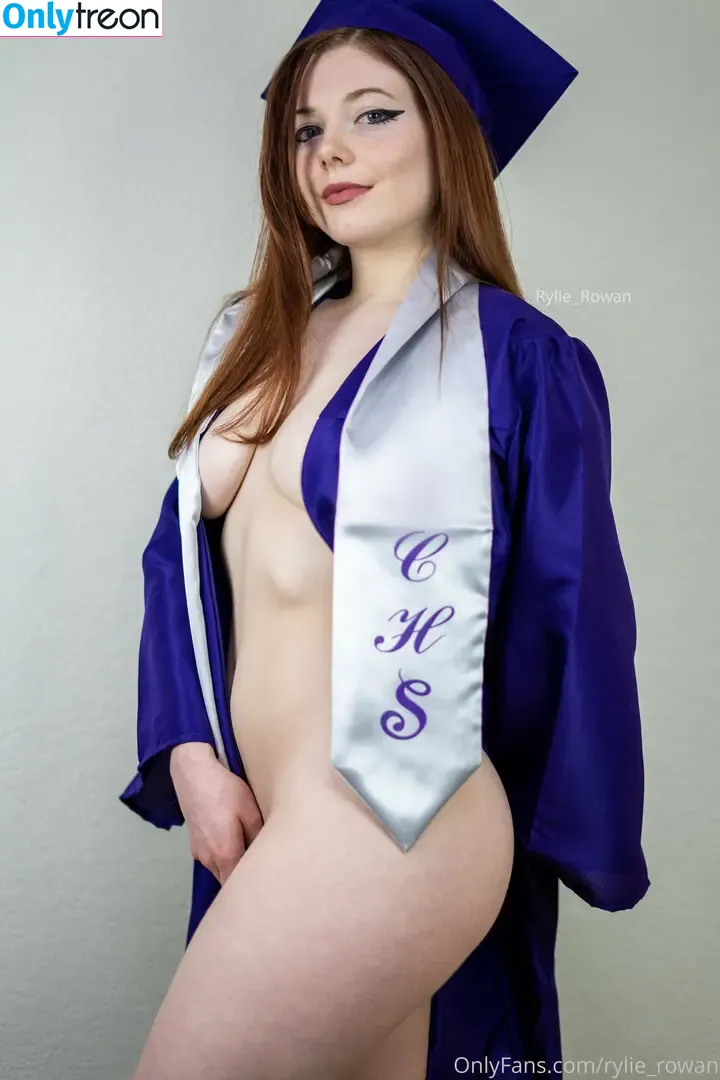 Rylie Rowan голая photo #1454 (Rylie_Rowan / rylie_rowan_vip / rylie_rowannn)