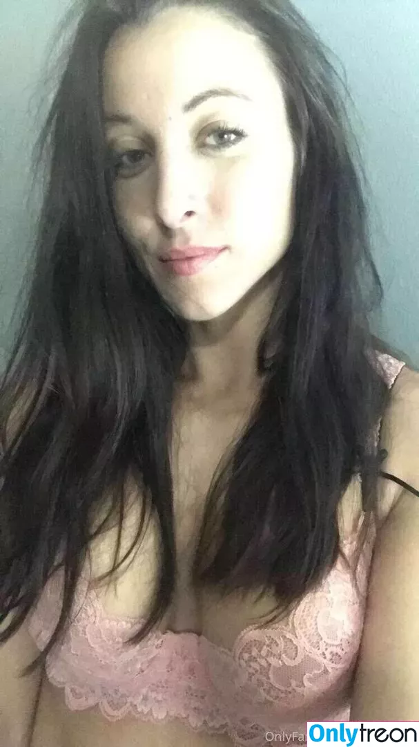 ryliefitfree голая photo #0074 (heatherrr_aliciaaa)