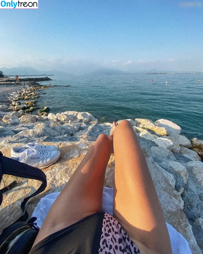 s_wtk nude photo #0125 (s_wtk)