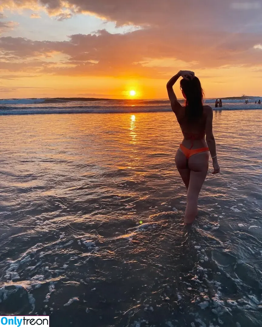 s_wtk nude photo #0130 (s_wtk)