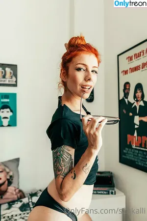 s2akalli / issakelli nude photo #0027