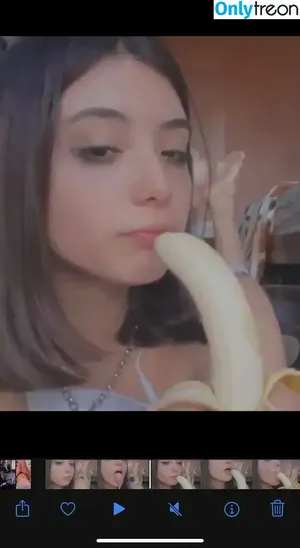 s4tanicaa / pilatriplea / spicytitania / xhuxas nude photo #0003