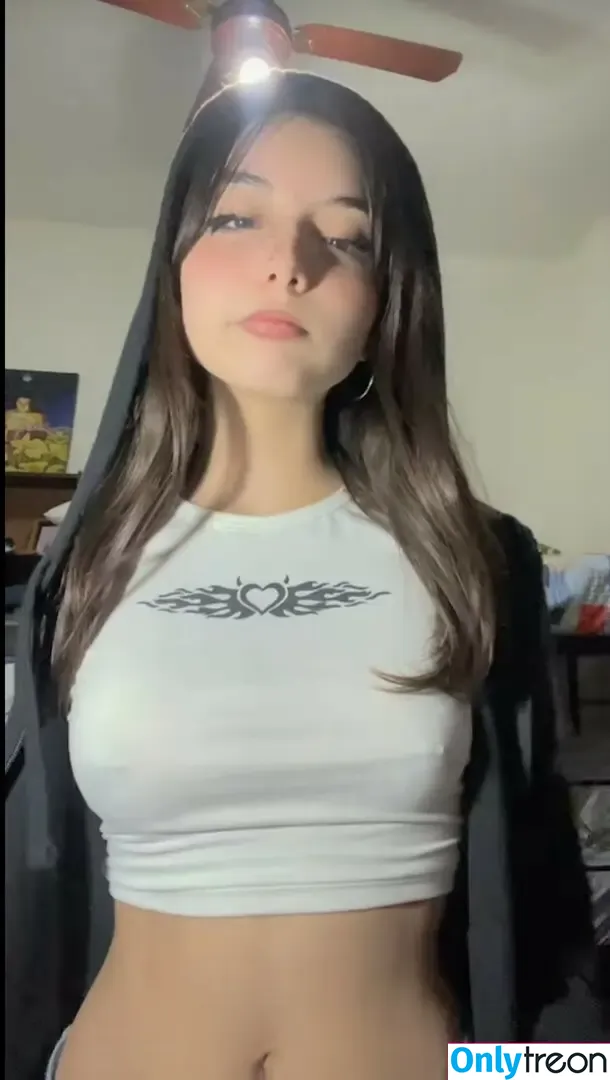s4tanicaa nude photo #0009 (pilatriplea / spicytitania / xhuxas)