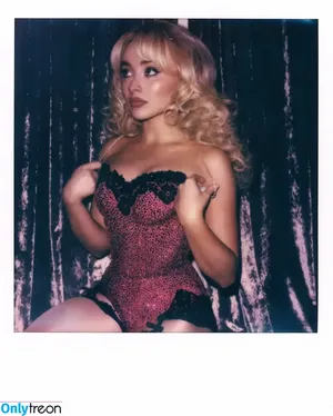 Sabrina Carpenter / sabrinacarpenter фото голая #5327