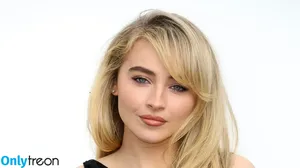Sabrina Carpenter / sabrinacarpenter фото голая #5346