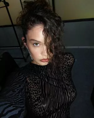 Sabrina Claudio / sabrinaclaudio / therealmasokiss_ фото голая #0045