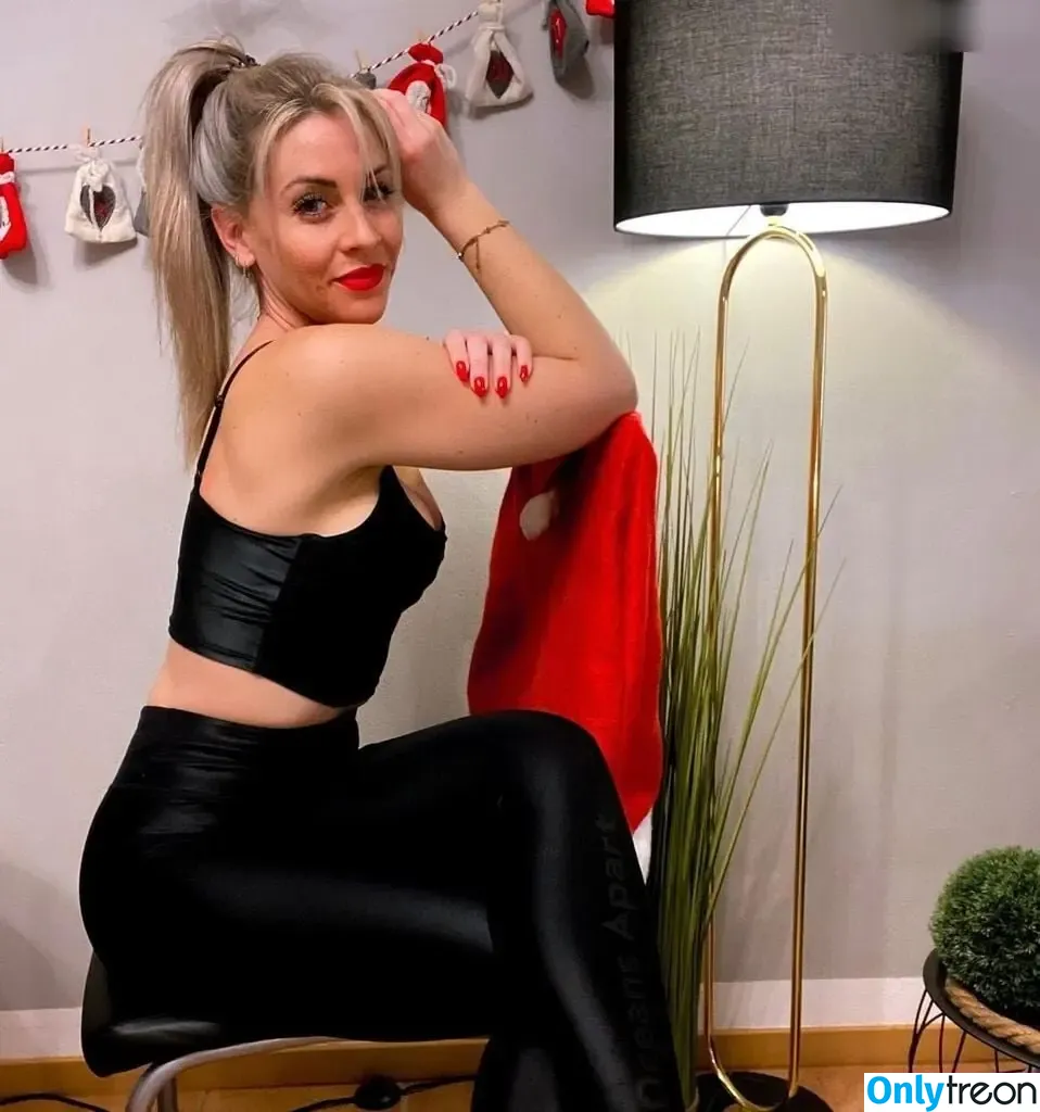 Sabrina Mina голая photo #0015 (sabrinamina_official)