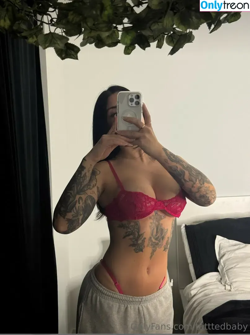Sabrina Smith nude photo #0041 (Sabrinaxxsmith / Tatttedbaby / xSabrinaSmith)