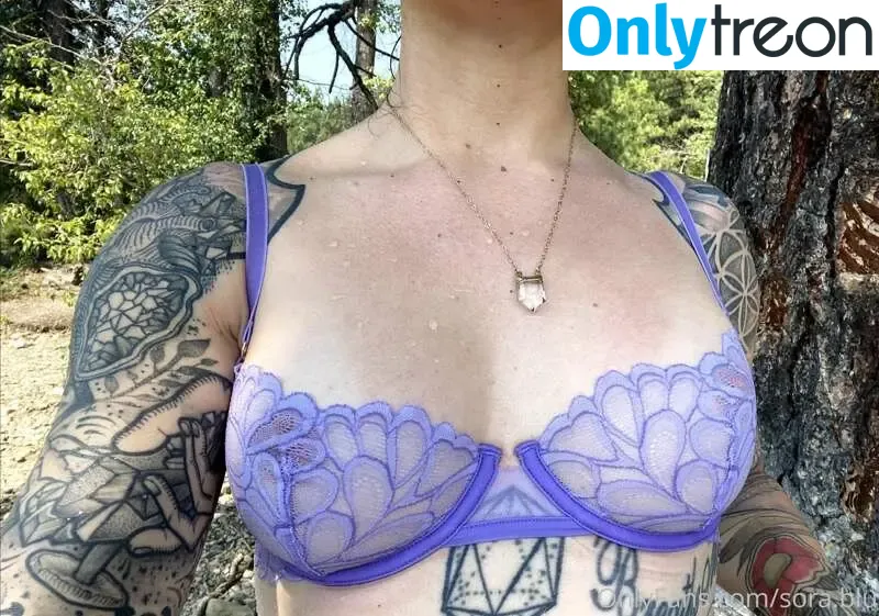 Sabyra голая photo #0001 (syabira_bakes)