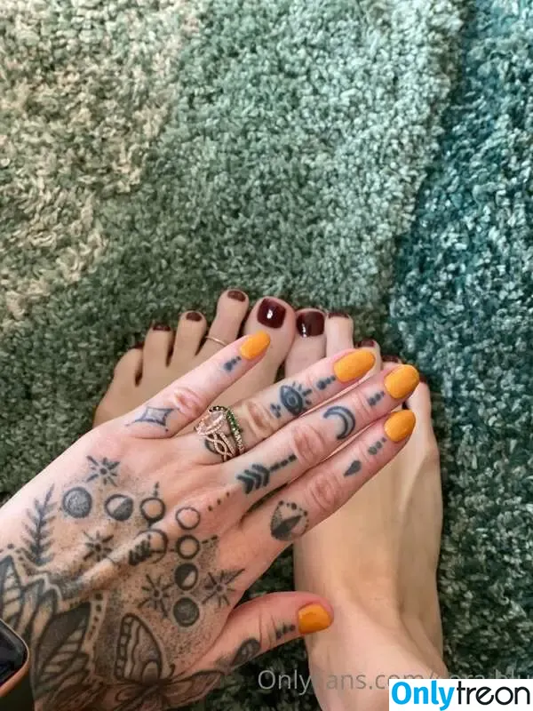 Sabyra nude photo #0009 (syabira_bakes)