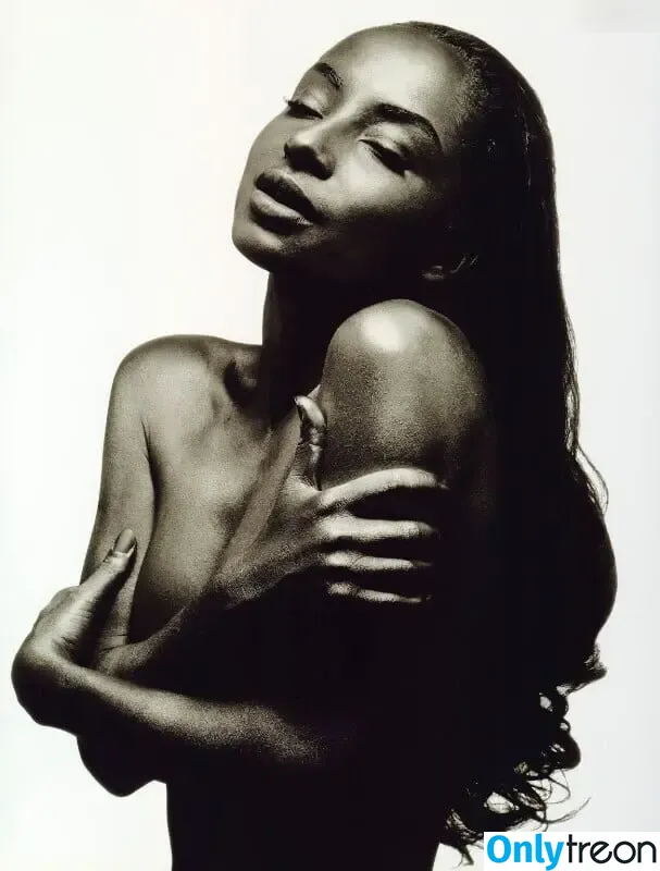 Sade nude photo #0004 (SadeOfficial)