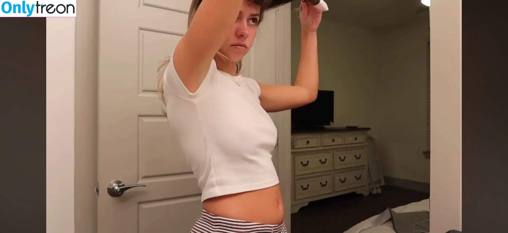 Sadie Crowell nude photo #0158 (sadiecrowell / sadiecrowellmerch)
