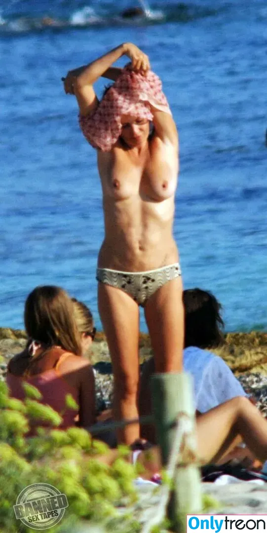 Sadie Frost nude photo #0007 (sadielizafrost)