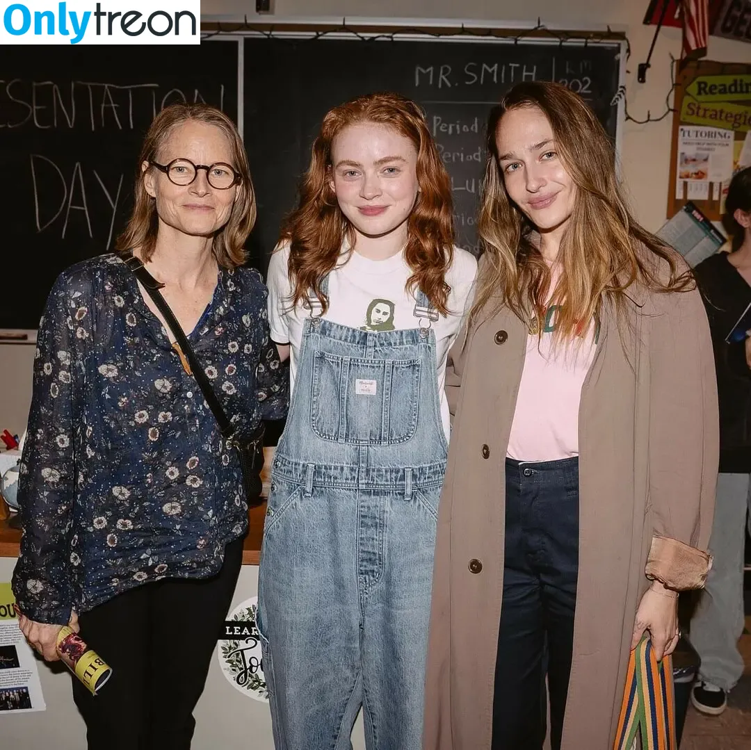 Sadie Sink nude photo #1587 (sadiesink / sadiesink_)