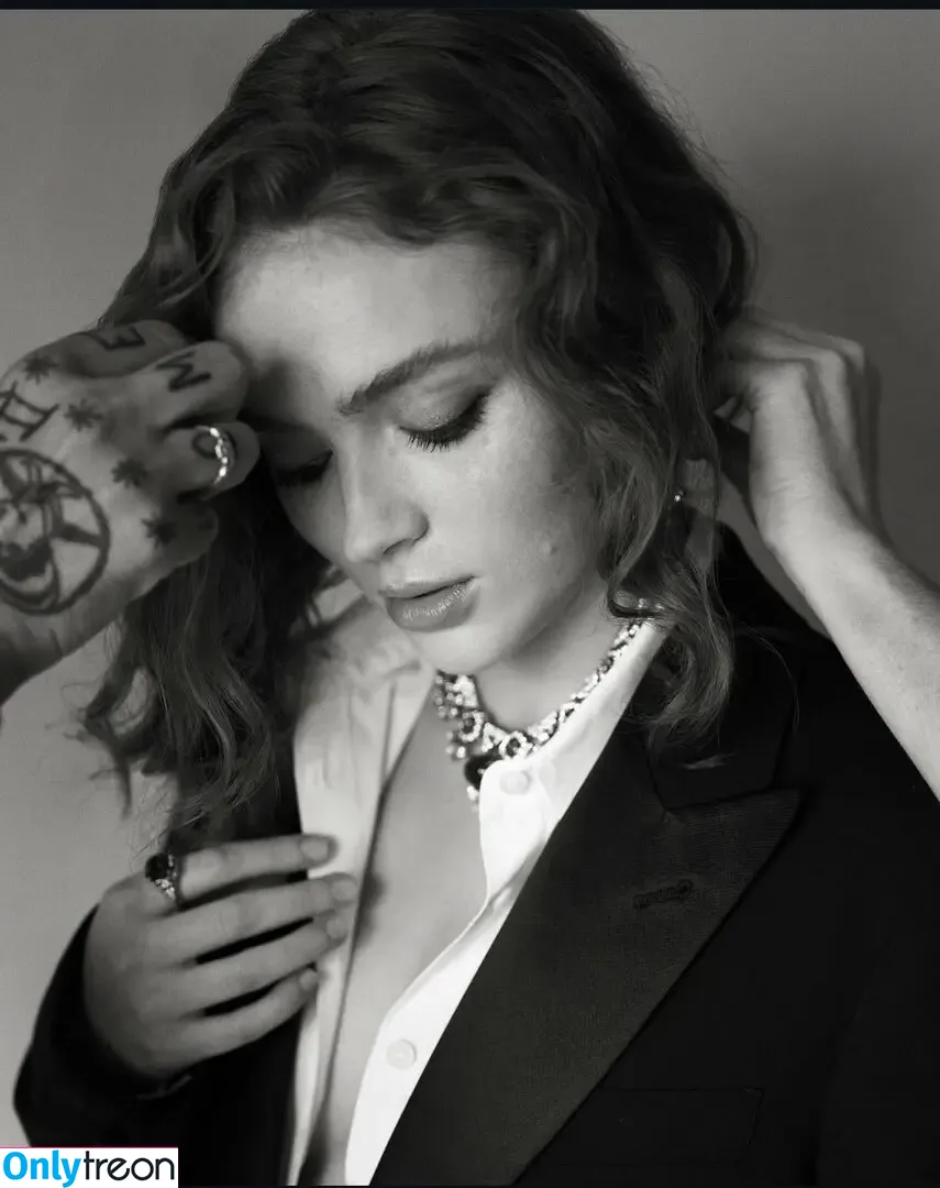 Sadie Sink nude photo #1693 (sadiesink / sadiesink_)