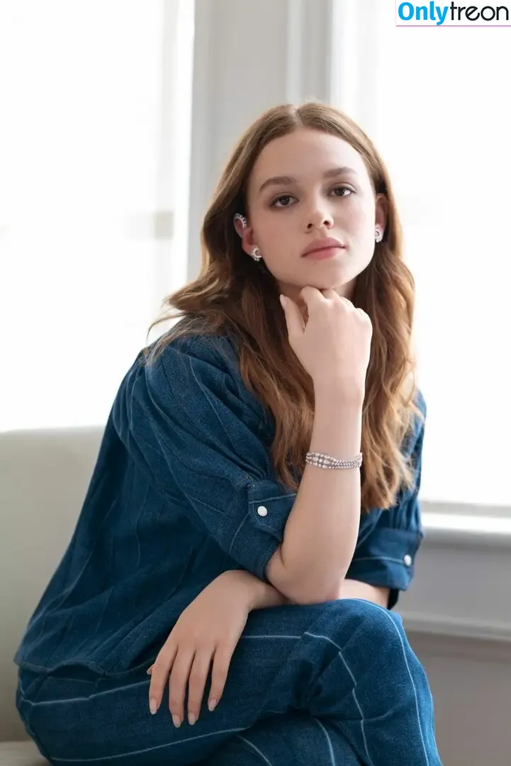 Sadie Soverall голая photo #0008 (sadiesoverall)