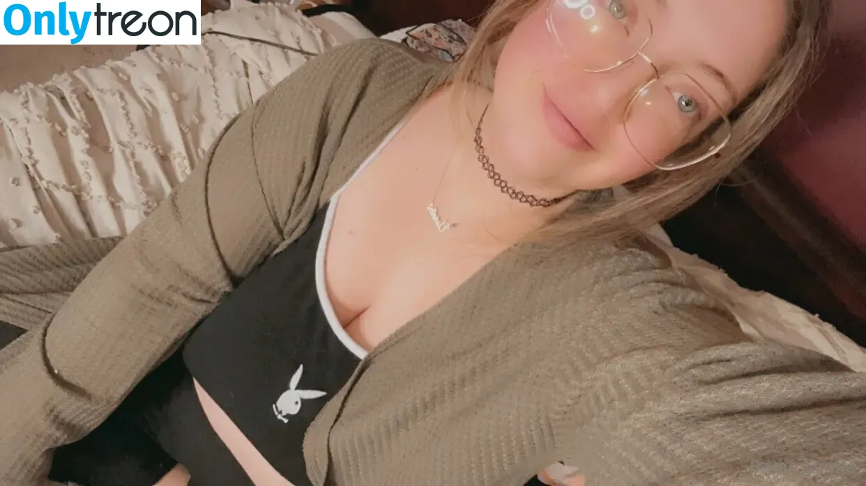 sadiebeforedark nude photo #0002 (sadiebethsachtleben)