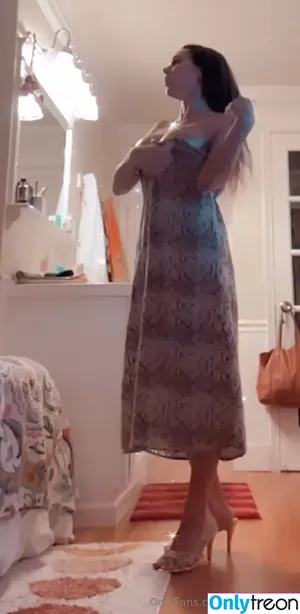 sadiemae69 / sadiemaebunny nude photo #0001