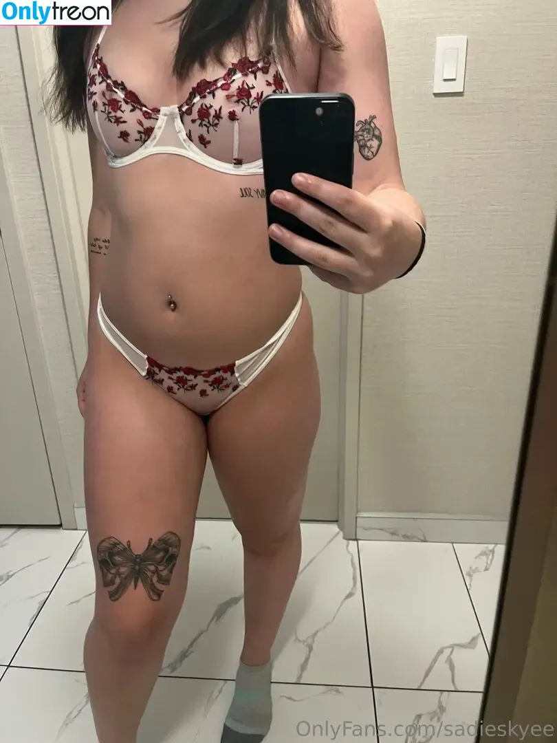 sadieskyee nude photo #0027 (sadieskye)