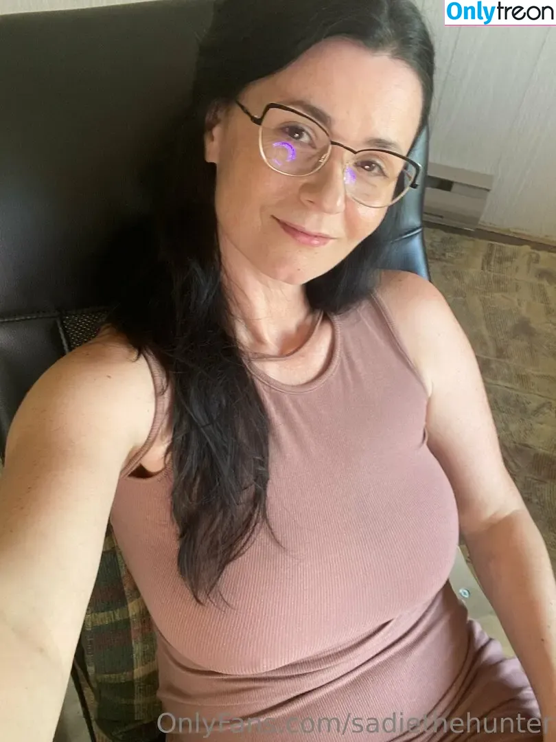 sadiethehunter nude photo #0017 (sadie__hunter)