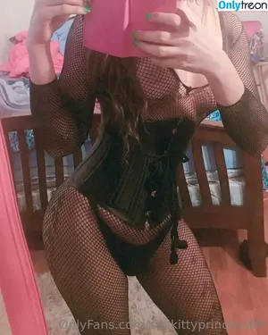 sadkittyprincess69 / sincerely__sammi nude photo #0007