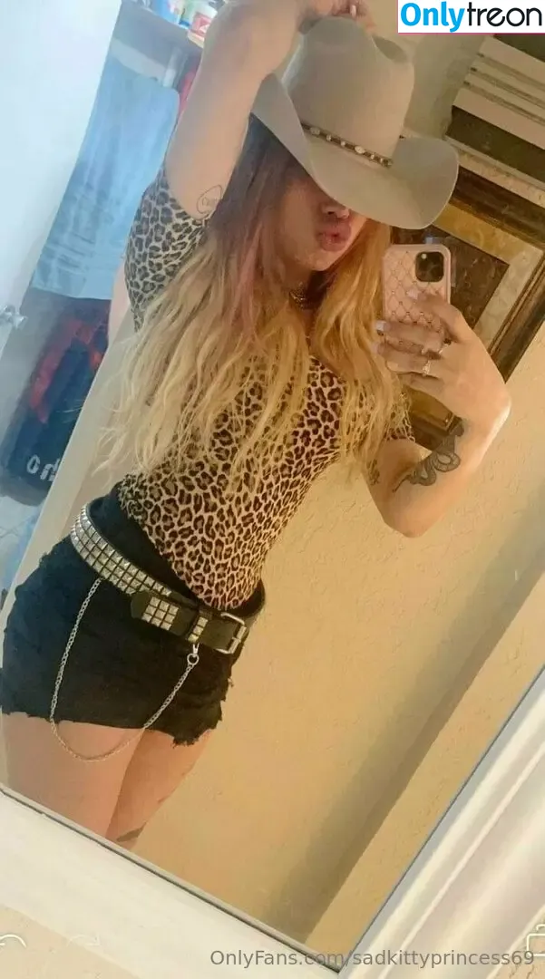 sadkittyprincess69 голая photo #0051 (sincerely__sammi)