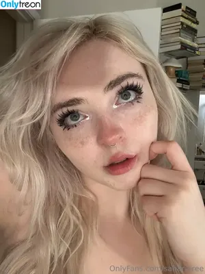  nude photo #0007