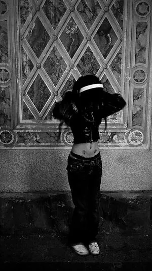 Saintsgoth / scubaryan_ фото голая #0167