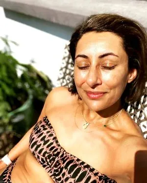 Saira Khan / iamsairakhan / sairasbum nude photo #0014