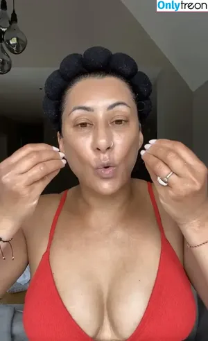 Saira Khan / iamsairakhan / sairasbum nude photo #0396