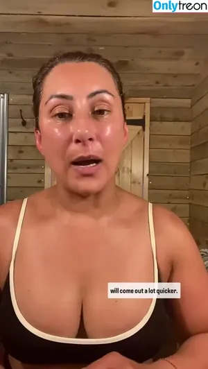 Saira Khan / iamsairakhan / sairasbum nude photo #0401