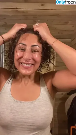 Saira Khan / iamsairakhan / sairasbum nude photo #0405