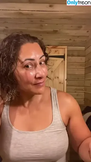 Saira Khan / iamsairakhan / sairasbum nude photo #0406