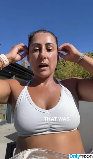 Saira Khan / iamsairakhan / sairasbum nude photo #0830
